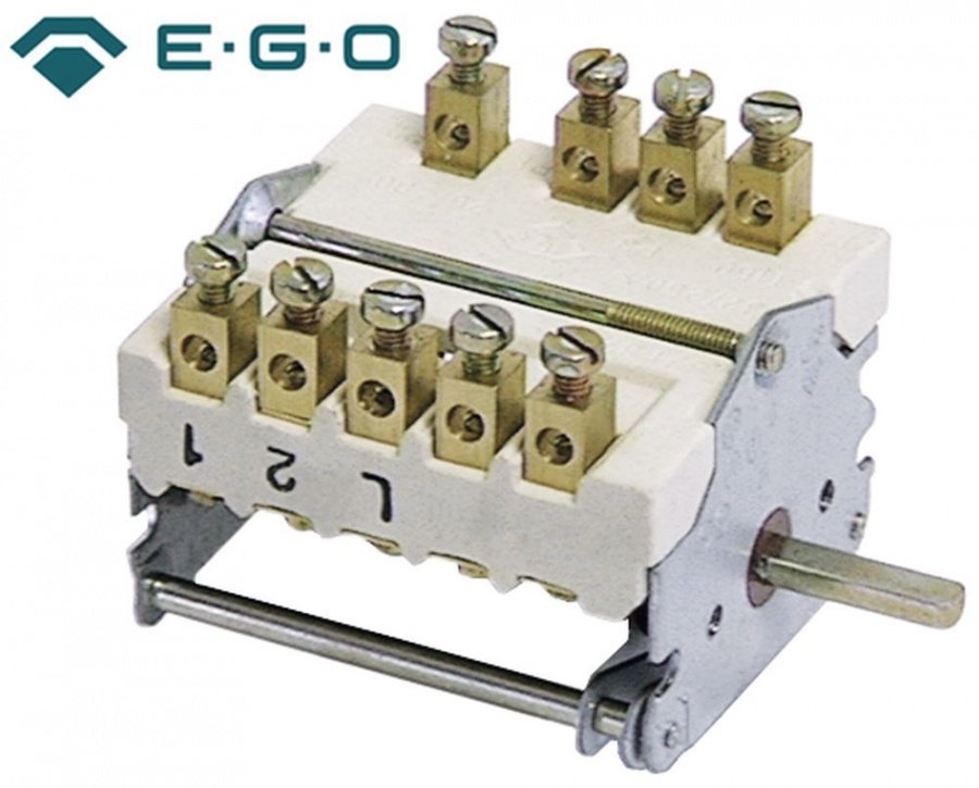 Comutator, selector cu 5 pozitii 0-1-2-3-4, contacte 32 A, ax 6x4,6 mm - 300075