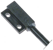 Senzor magnetic 25 x 14 mm, 1NO, 125 V, putere nominala 0,5 A, 10 W - 345217