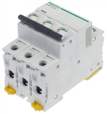 line circuit breaker 3-pole 16 A tripping type C rated 400 V connection screw
