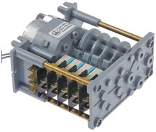 timer CDC 7805F, engines 1, chambers 5, operation time 120s, 230 V, manuf. no. 7805F1