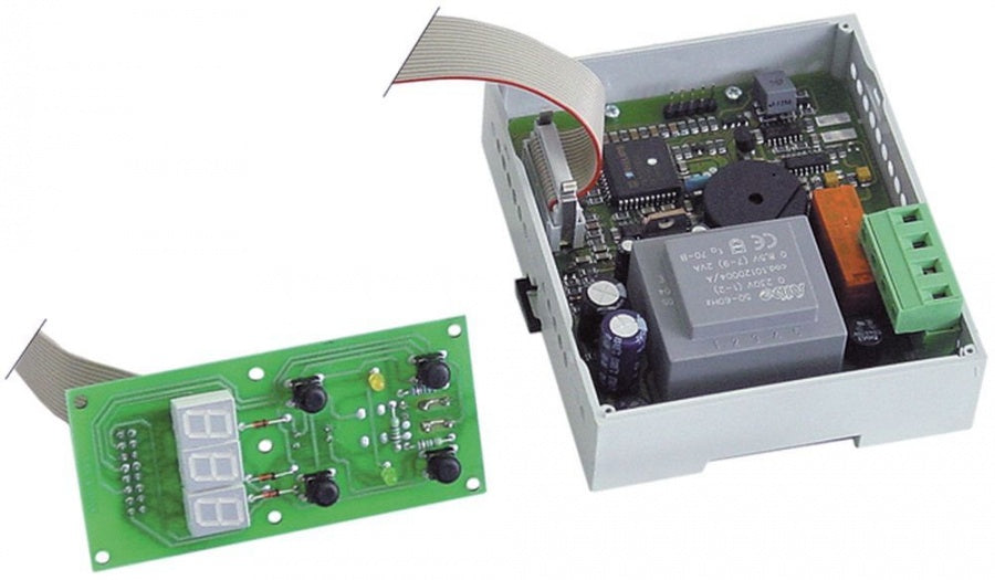 electronic controller EVCO, 230V, TC/J, measuring range 0-700°C, display 3 digits