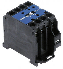 Teleruptor, 230 V sarcina nominala 20 A, alimentare (AC3/400 V) 5 A/2,2 kW - Cod 380547