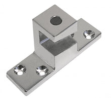 Door catch mounting pos. right L 110mm W 33mm H 56mm mounting distance mm off-set 20mm - 700091